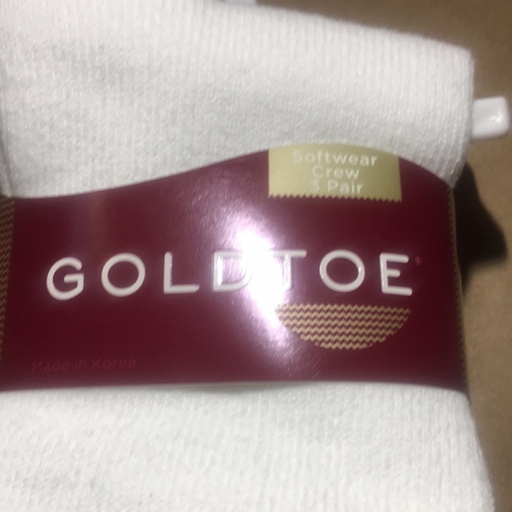 Goldtoe Women’s Softwear Crew Socks (3 Pairs) Shoe size 6-9 - Picture 3 of 5